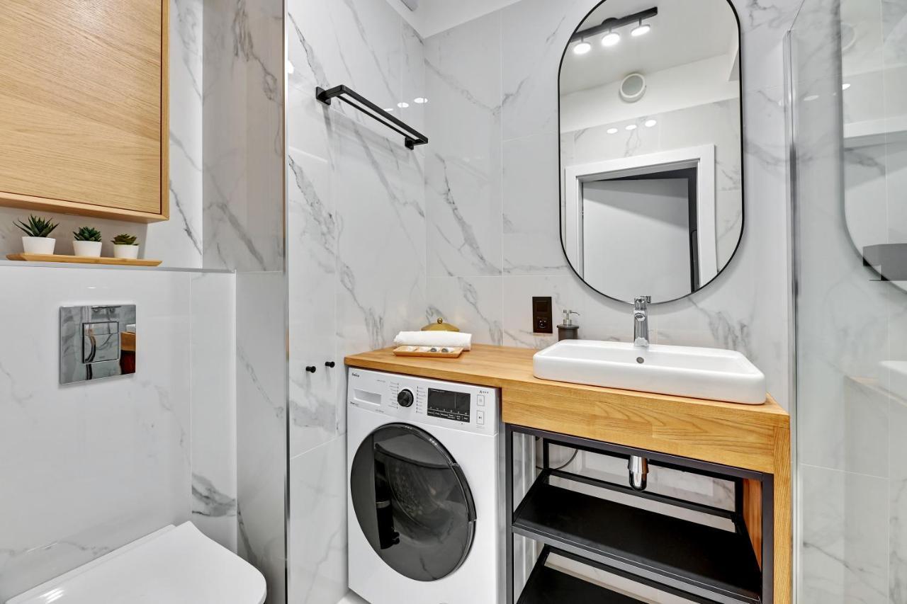 Apartament Walowa Shipyard Гданськ Екстер'єр фото